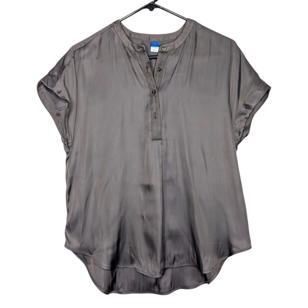 Old Navy Gray Dolman Sleeve Half Button  Short Sleeve Satin Shirt Size Small